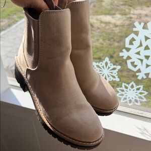 Kensie Beige Ankle Booties